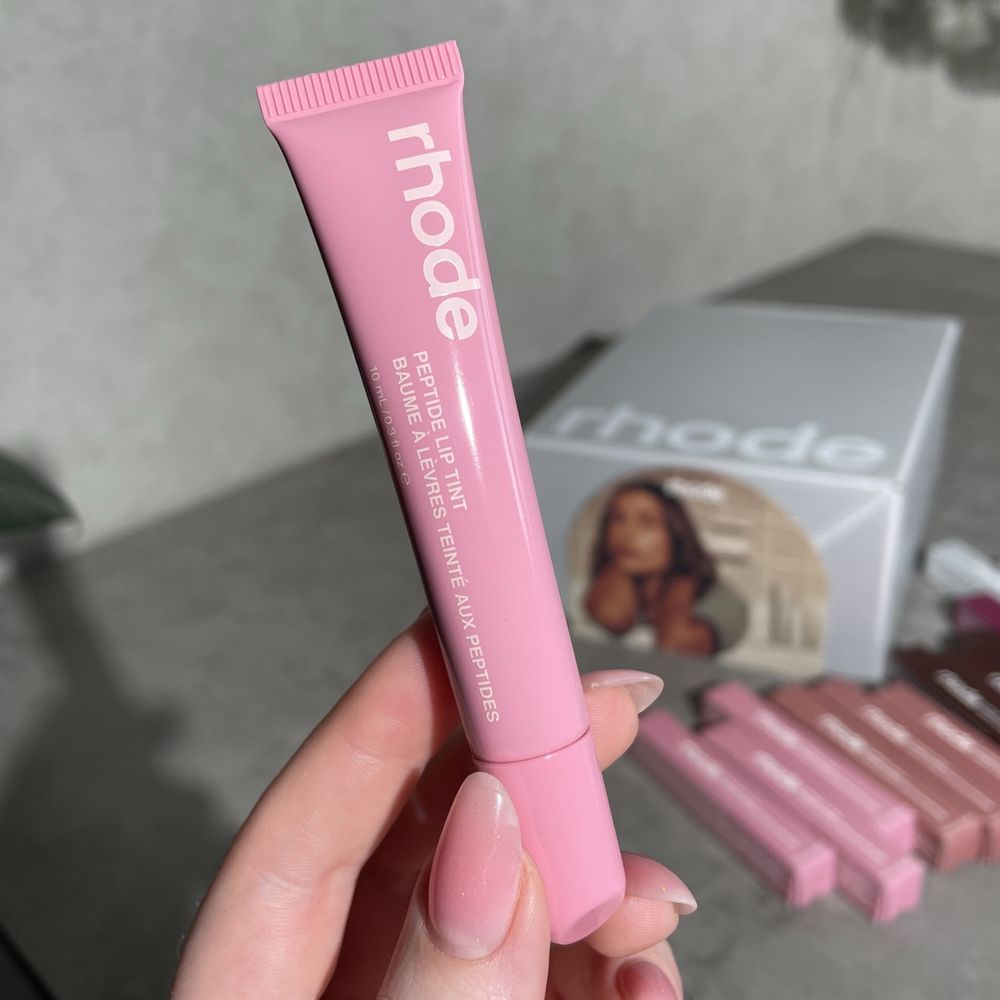 Rhode Peptide Lip Treatment Ribbon - nowy oryginalny