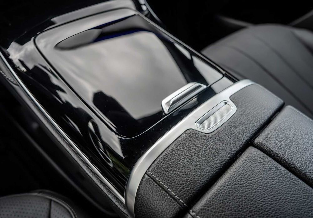 Mercedes-Benz EQE 350+      2023