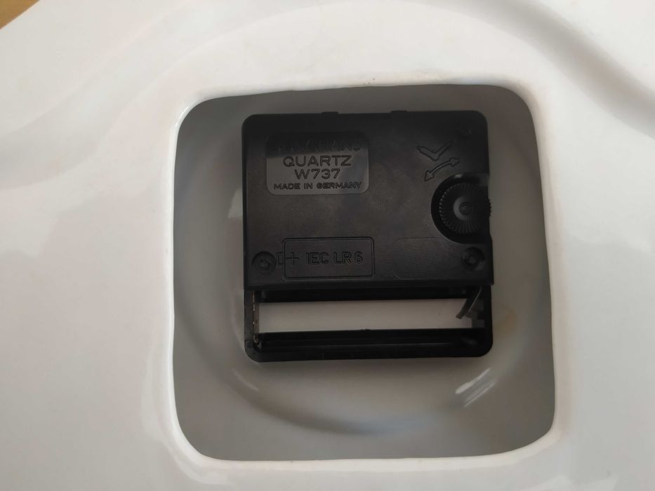 Zegar porcelanowy stojący