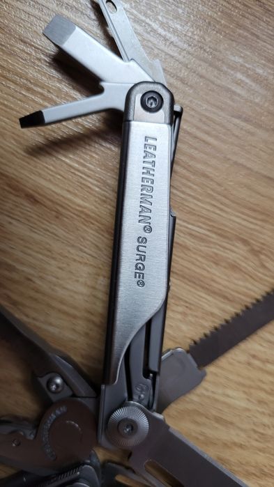 Multitool Leatherman Surge NOWY
