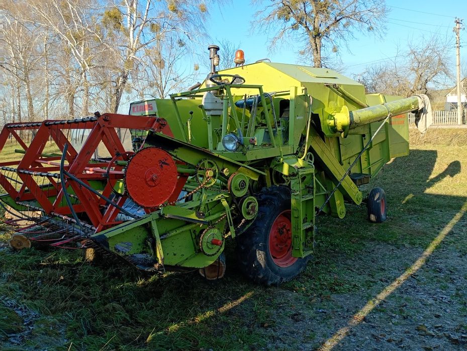 Комбайн Клас Консул