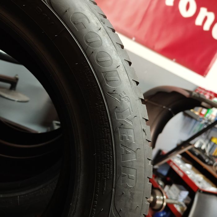 205/55/16 Sprzedam komplet opon całorocznych Goodyear