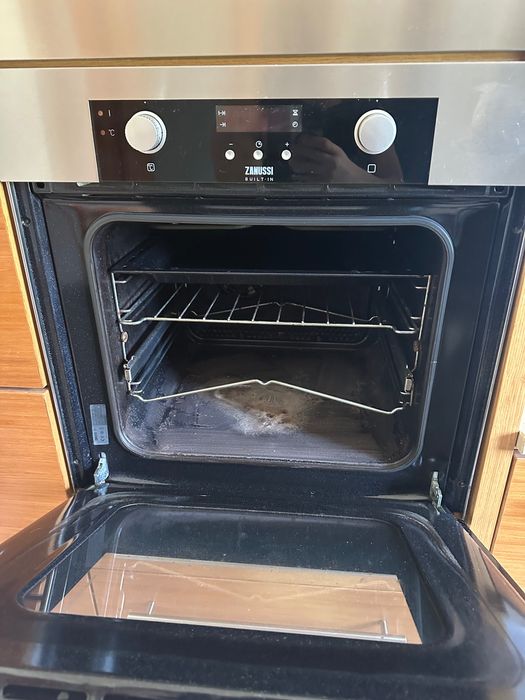 Forno e microondas de embutir