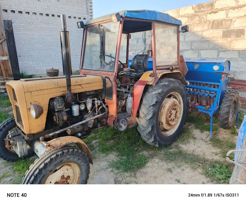 C330 ładowacz bel przyczepa  zetor dłużyca brona talerzowa