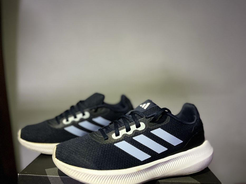 Кросівки Adidas CLOUDFOAM