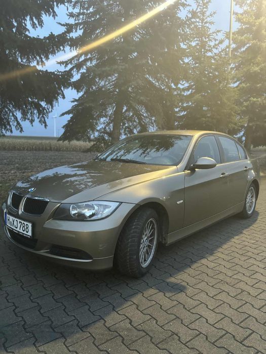 BMW E90 320i 2006