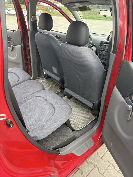 Toyota Yaris Verso