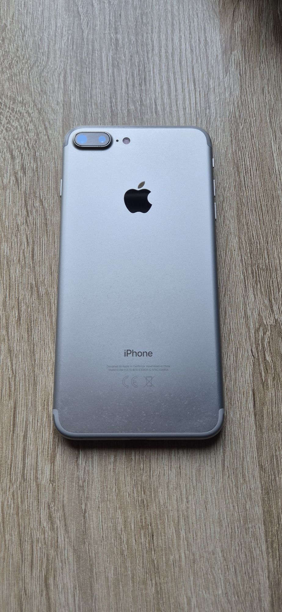 Sprzedam Iphone 7 Plus
