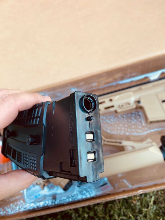 Іграшковий автомат F4 на орбізах ЕЛЕКТРОподача орбіган гель бластер