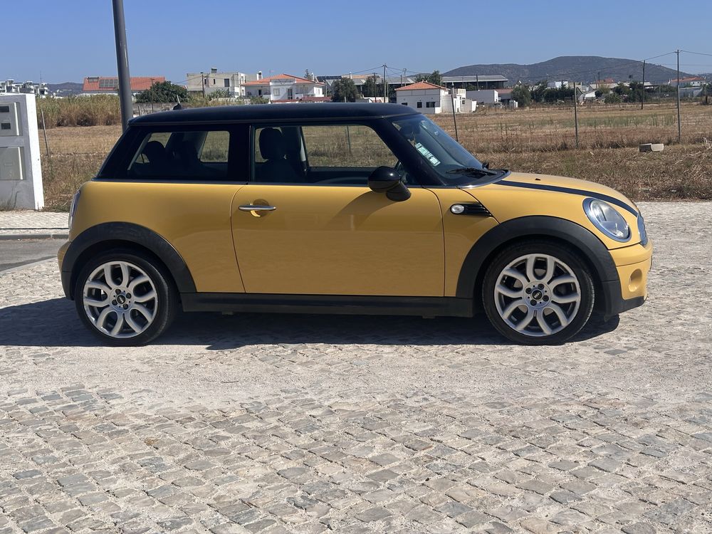 Mini cooper D 1.6 110cv