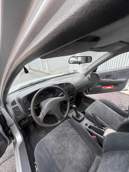 Mitsubishi LANCER 1.3 GLX