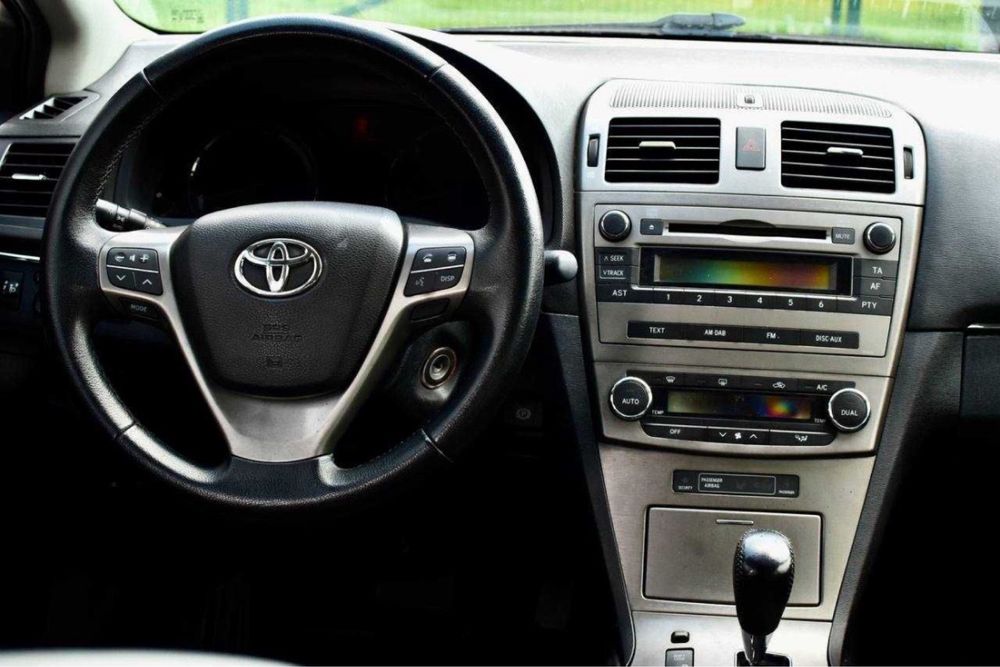 Продам Toyota Avensis