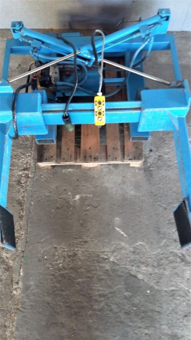 Chwytak, ścisk, nakładka do wózka widłowego.