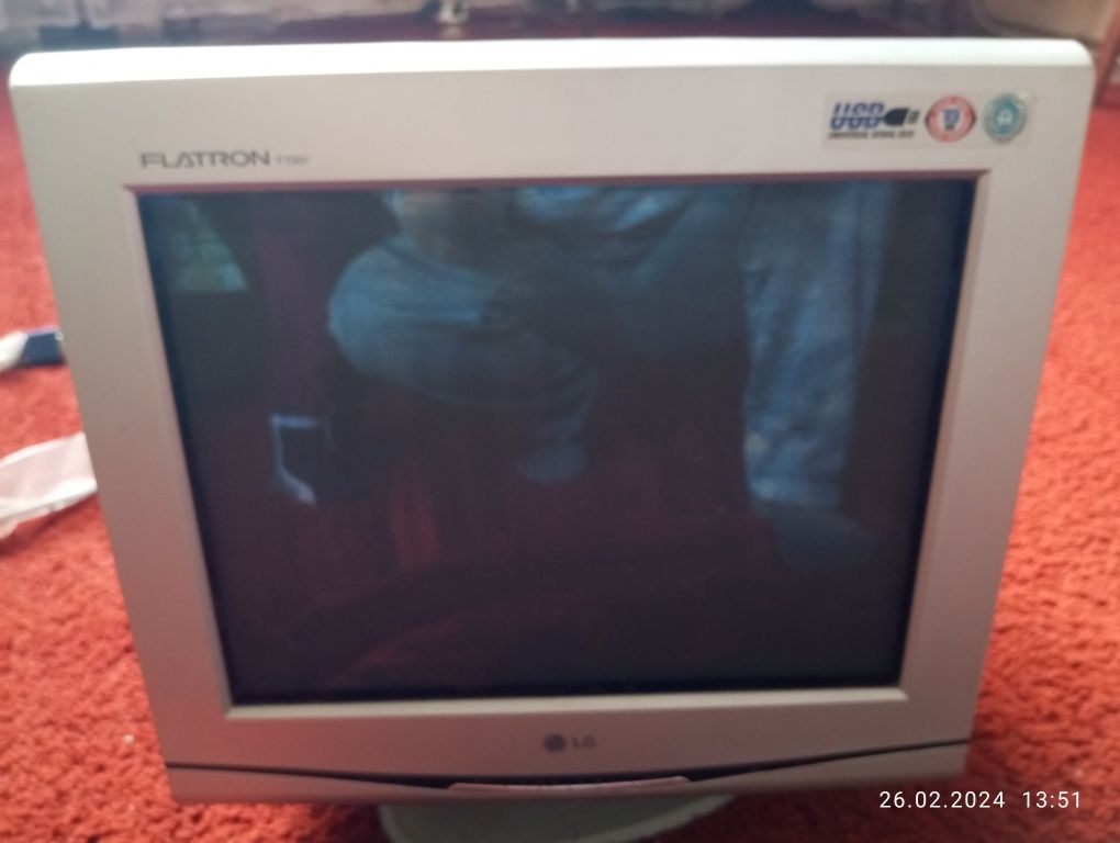 Монітор LG Flatron F700p 2003р.