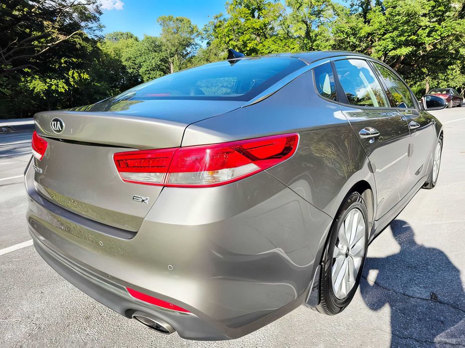 Kia Optima      2016