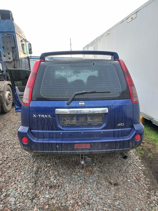 Розборка Розбирается Нісан х-треіл т30 2.2д Nissan X-treil T30 2.2D