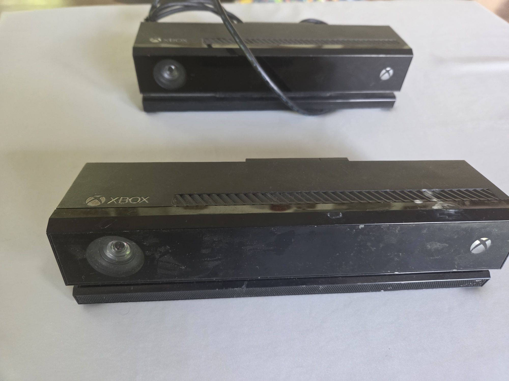 Sprzedam 2 KINECT XBOX ONE ze zdjiecia (Stan nieznany)