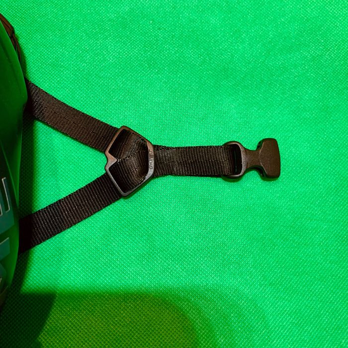 велосипедний шолом MET Crossover Active