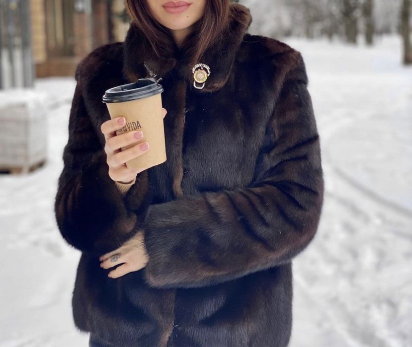 Норкова шуба автоледі