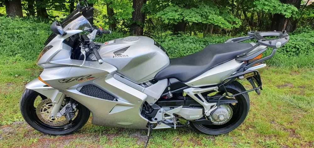 VFR 800 jak cbr 600 cbr 900 gsxf gsxr cbf 1000 bandit 1250 stan bdb