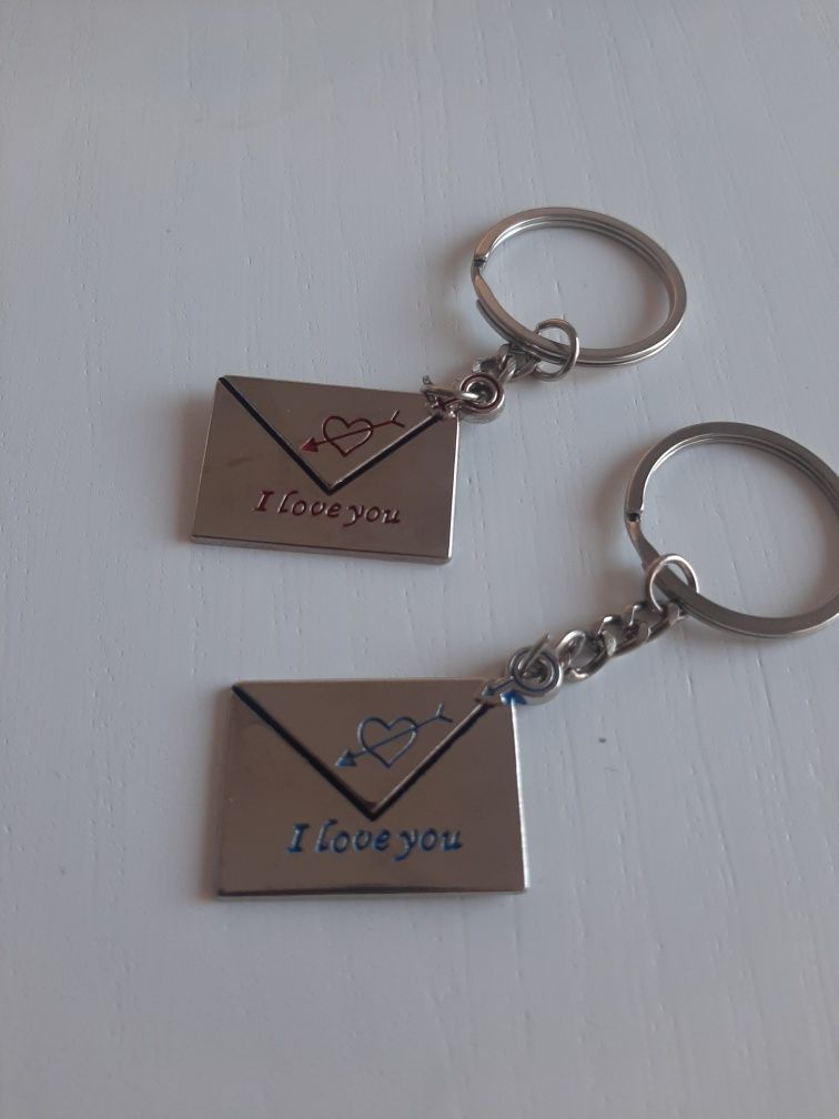 2 porta chaves em forma de envelope