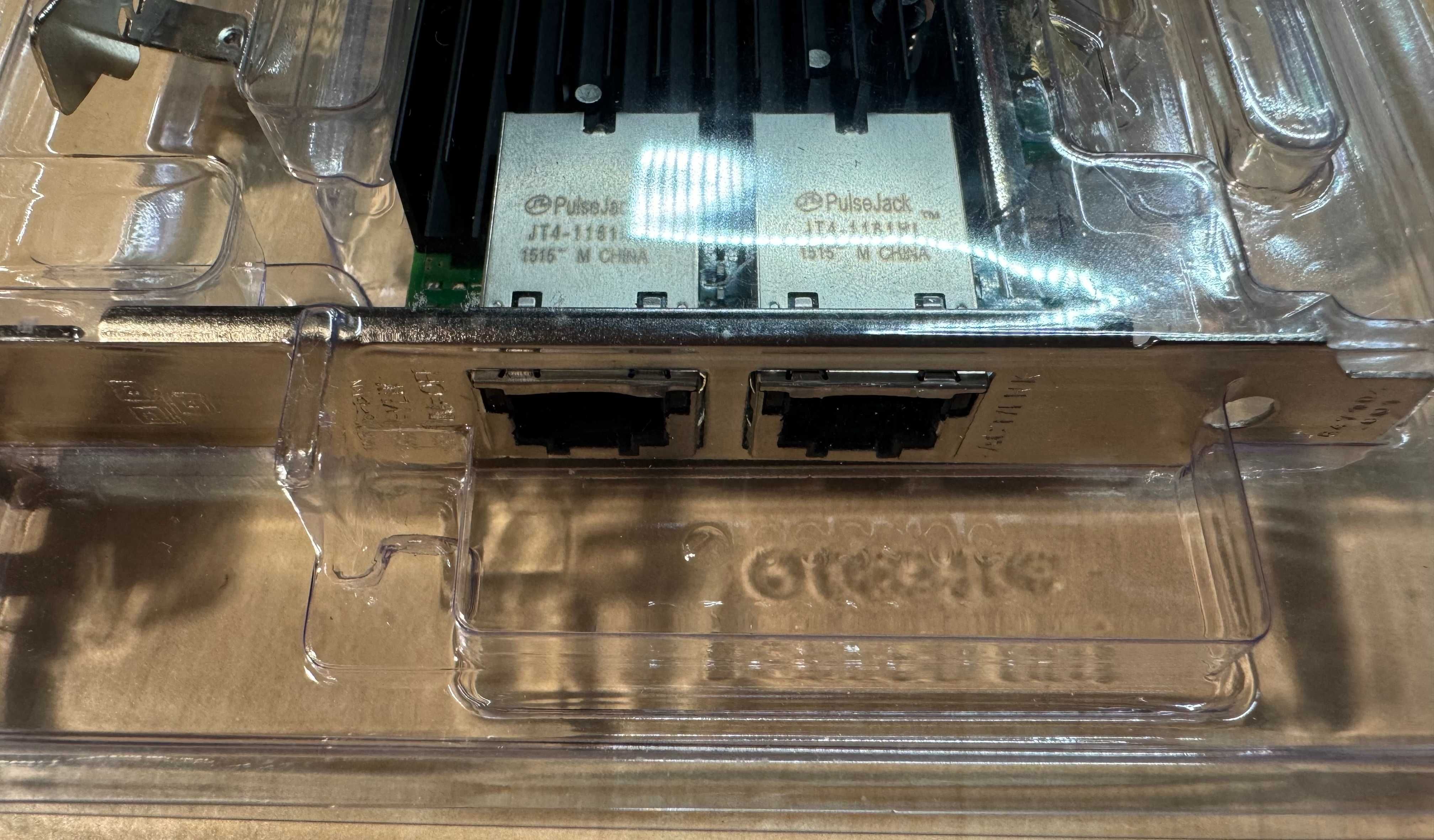 Мережевий адаптер (карта) HP Ethernet 10Gb 2-Port 561T Adapter