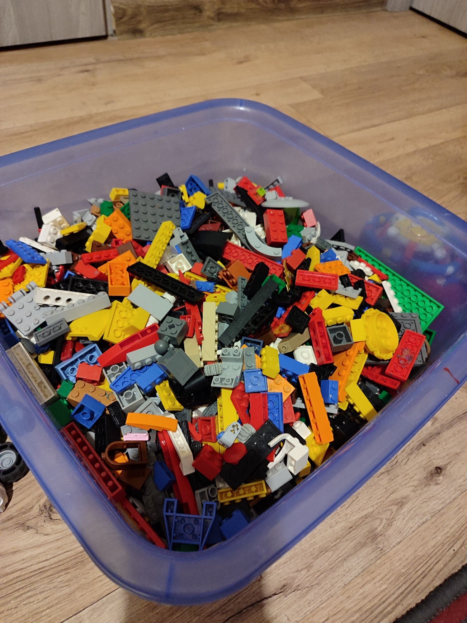 Klocki Lego mix niecałe dwa kilo