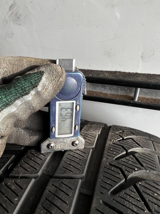 Dwie opony Pirelli p zero winter 235/50/19