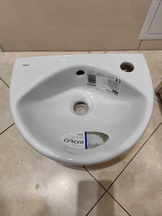 Umywalka ceramiczna piano firmy Koło 36cm - nowa!