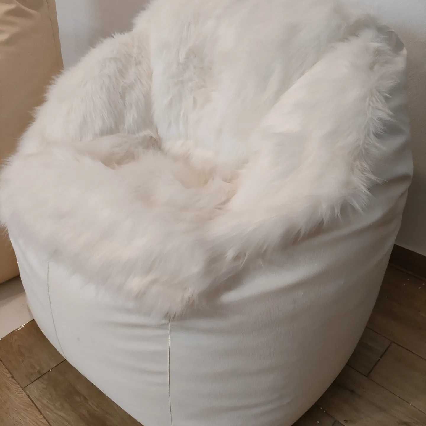 Luksusowa pufa FLUFFY worek sako fotel XXXL 120 x 100 cm od PRODUCENTA