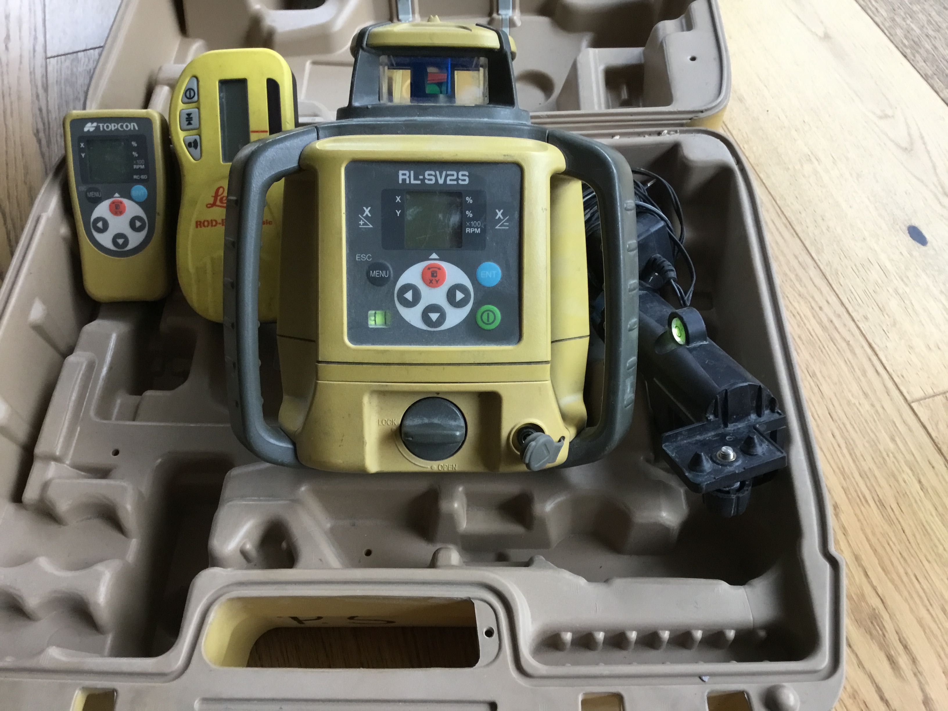 Niwelator laserowy Topcon RL- SV2S