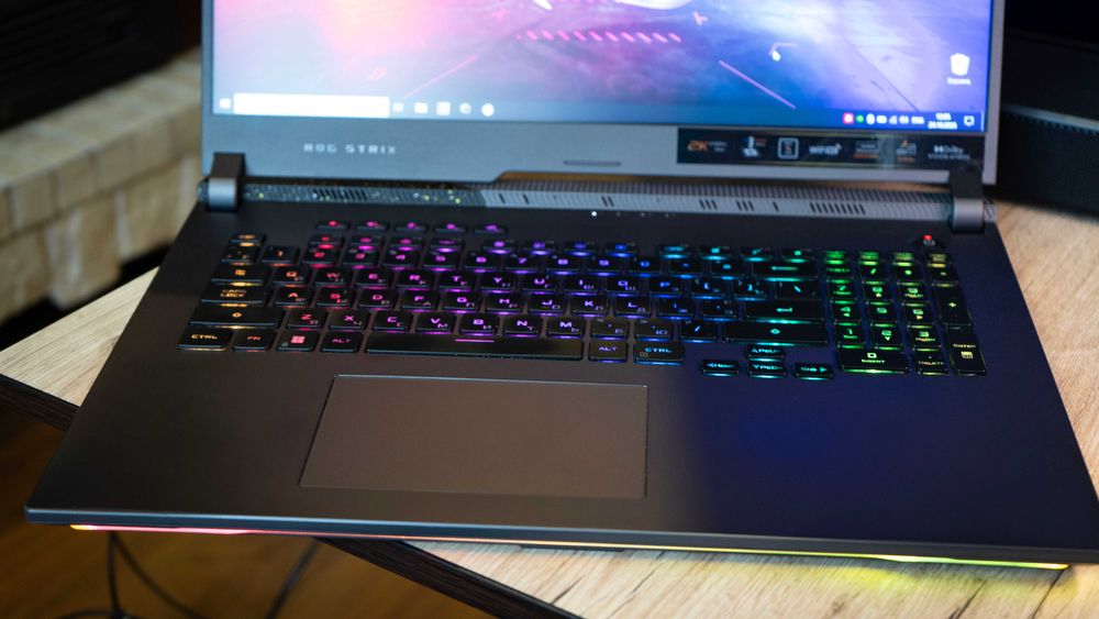 Asus ROG Strix 17.3 Ryzen 9 RTX 3070TI 150W 32gb 1tb 240hz 2.5K