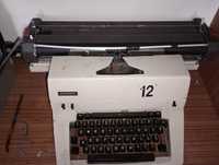 Sprzedam niesprawna maszynę łucznik do pisania