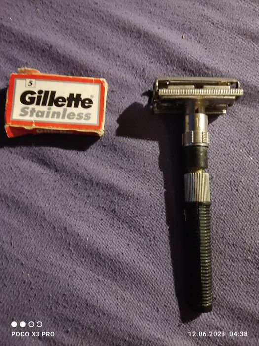 WIZAMET W11 maszynka golenia W-11 ładna + żyletka PRL