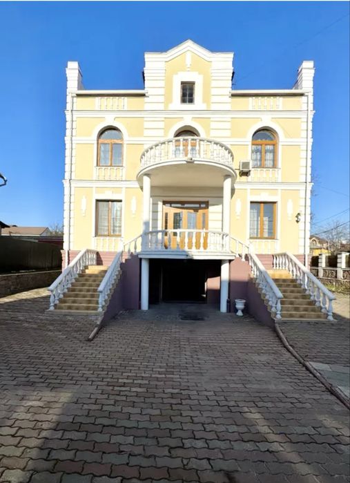 Оренда будинку Генератор можна під офіс, проживання