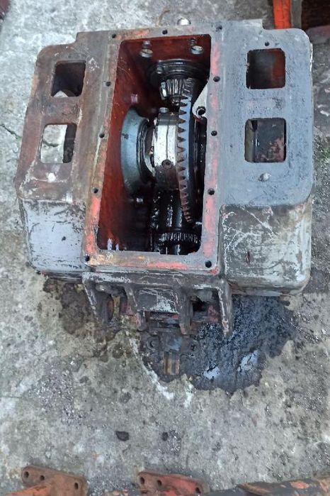 Tylny most Ursus C360,355,obudowa-1.000zł