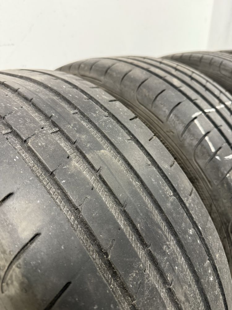 4 Opony letnie Goodyear 235/45R19