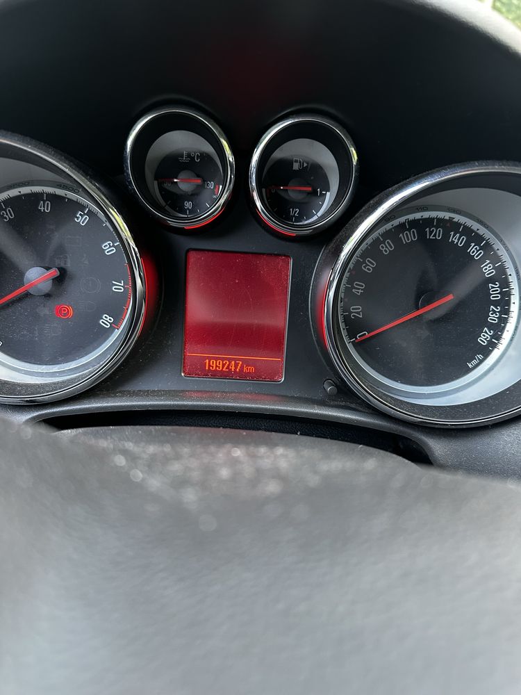 Opel Astra 1,4 turbo w gazie