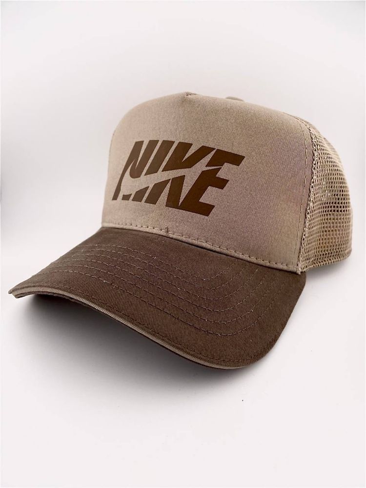 Бейсболка тракер NIKE летняя с сеткой