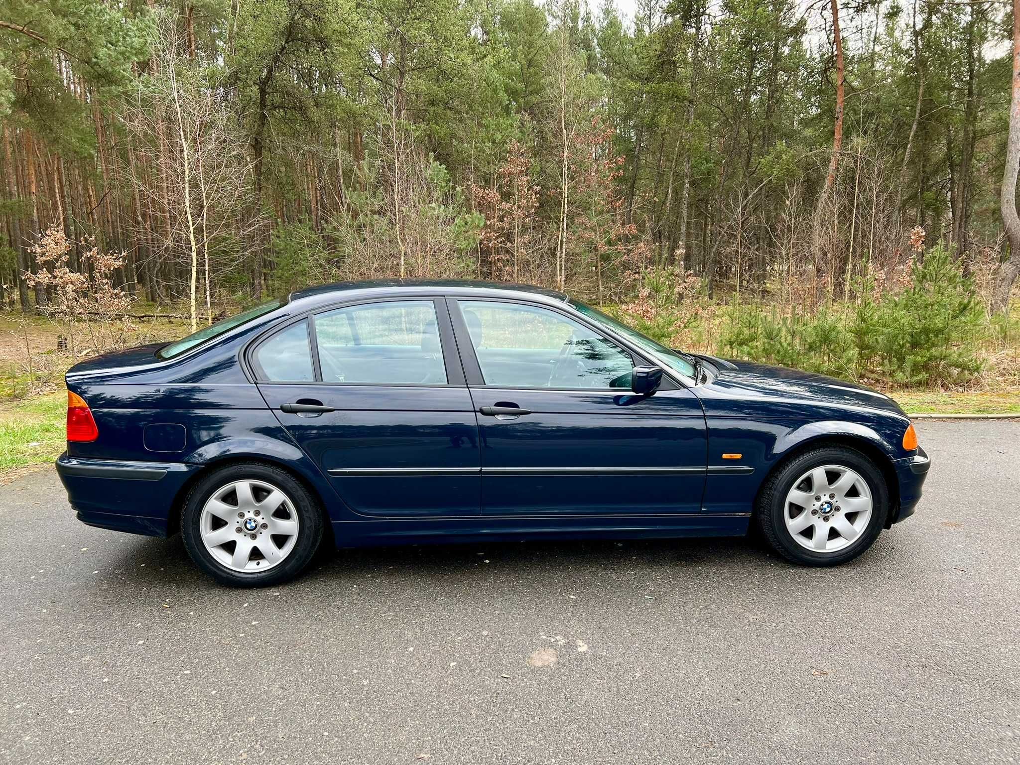 BMW 3 E46 sedan 1.9 318I 118KM/ przebieg 157 tys.  - dwa komplety kół