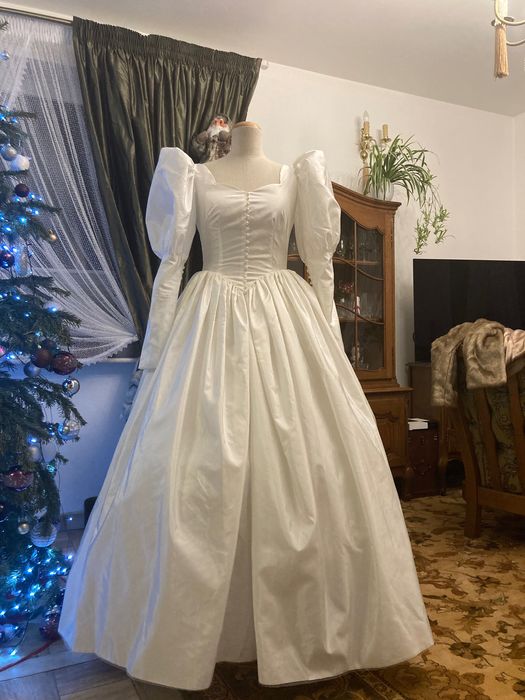 Suknia ślubna a’la księżna Diana r.42