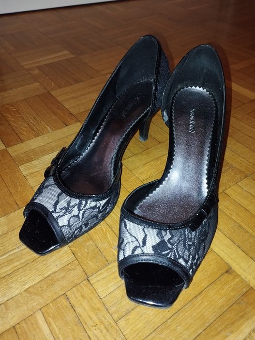 Sandałki na szpilce rozm. 39