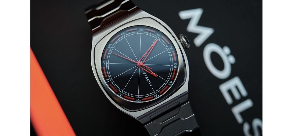 Moels Velvet Noir – Swiss Made Automatic Watch – Perfect Condition