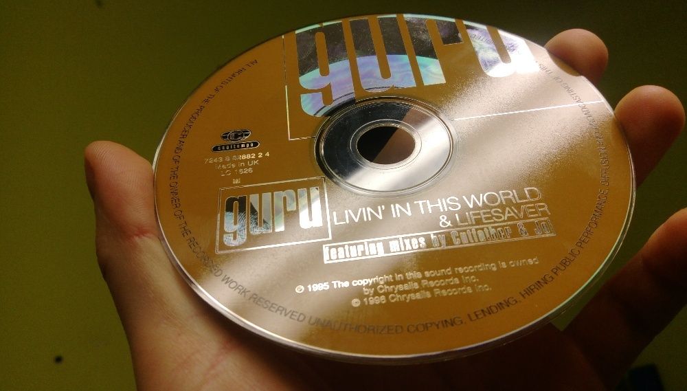 Guru Livin In This World & Lifesaver - singiel - biały kruk!