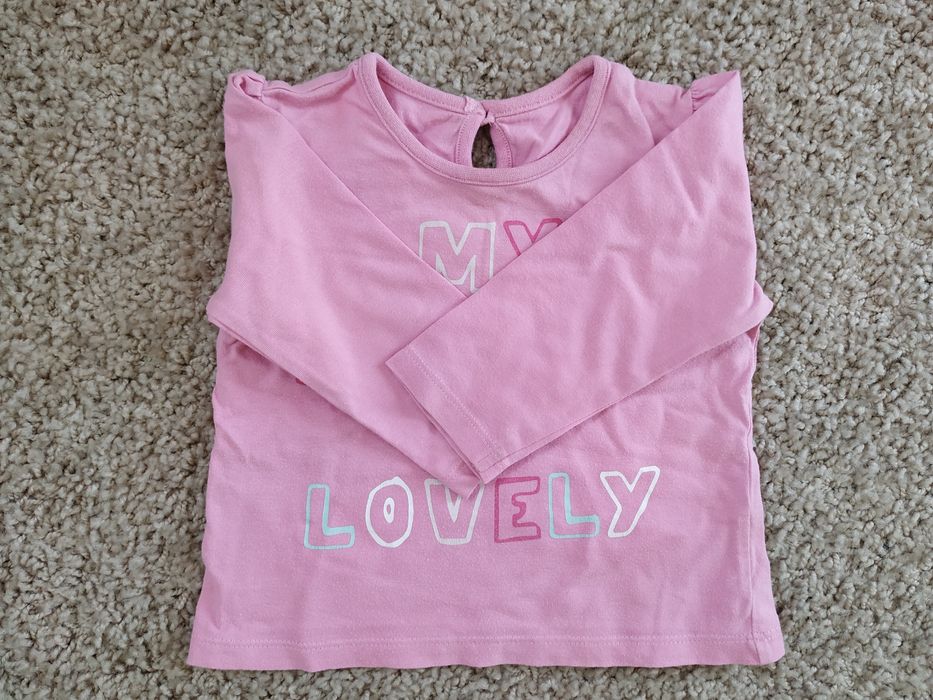 Różowa bluzeczka z napisem "My mummy is lovely" rozm. 74