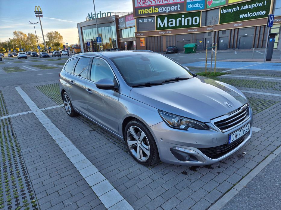 /// PEUGEOT 308 , Automat, Kamera, Xenon, Skóra, 2016r., mały przebieg