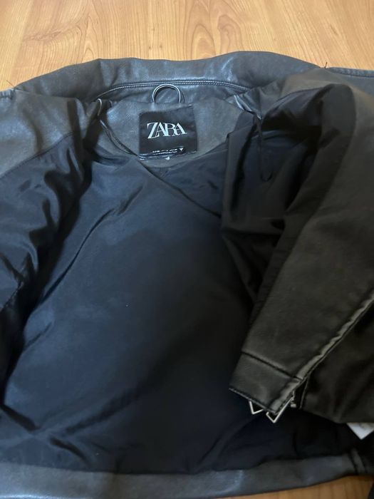 Байкерська косуха ZARA