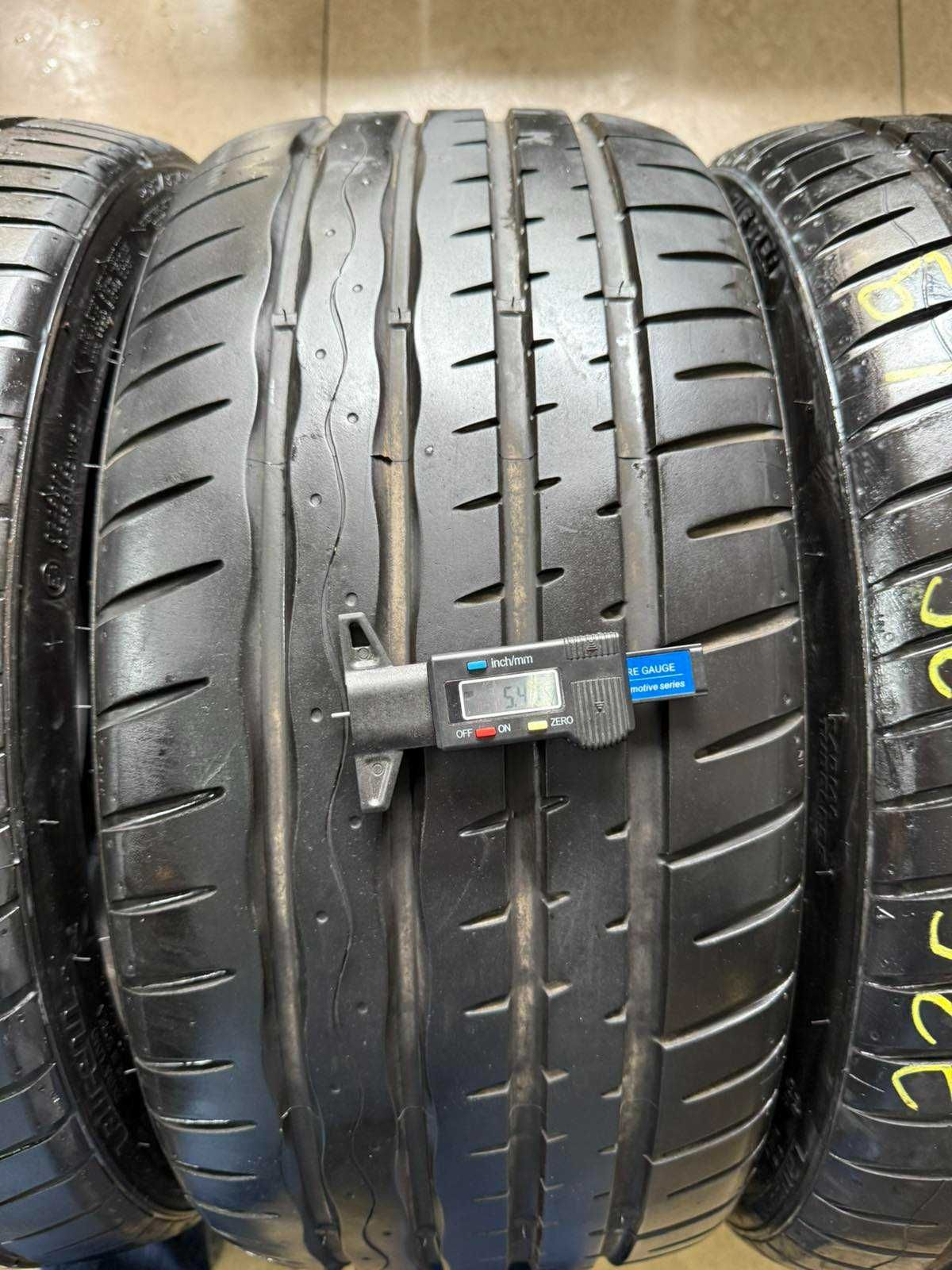 Шини 235 35 R 19 Laufen z/fit EQ! Літо! G-Felgen