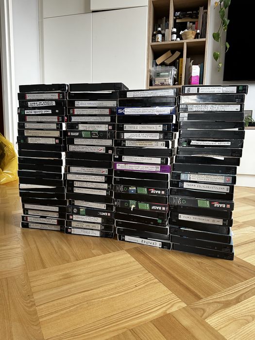 Zestaw kaset vhs - 80 sztuk z prywatnego archiwum milosnika teatru