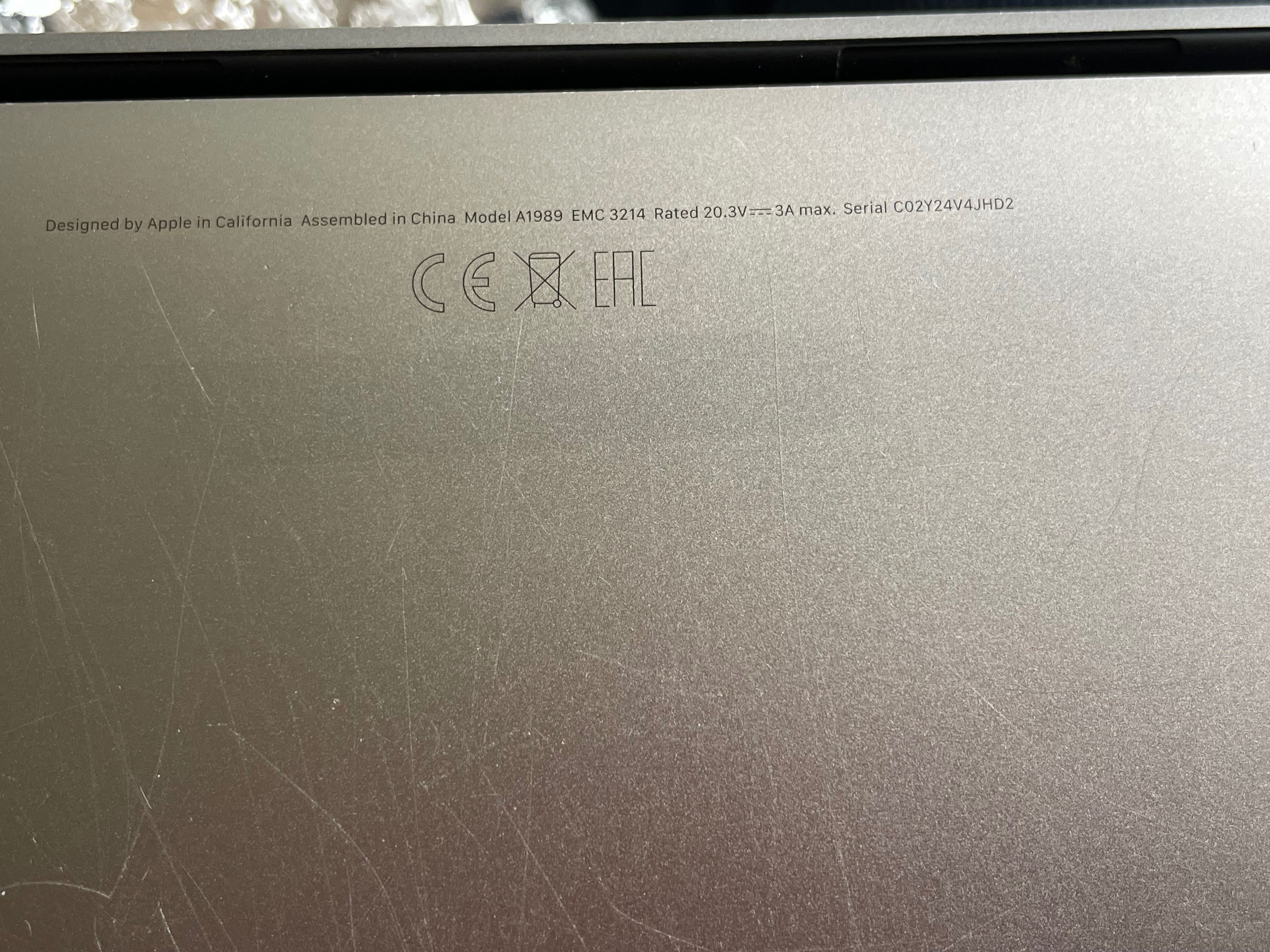 MacBook Pro 2019 a1989 dysk 512gb